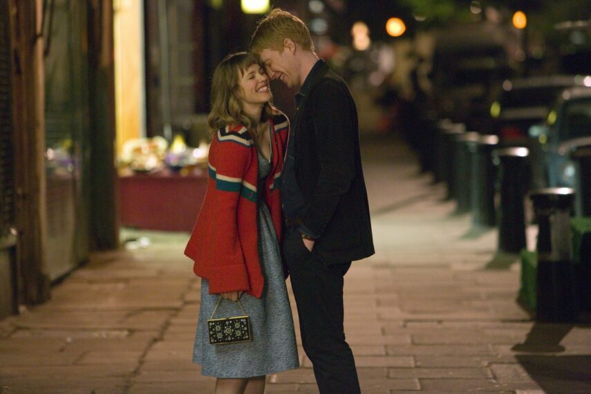 Rachel McAdams and Domhnall Gleeson in 'About Time'