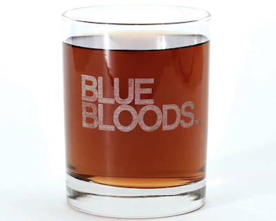 Blue Bloods Logo Lasergravur Rocks Glas