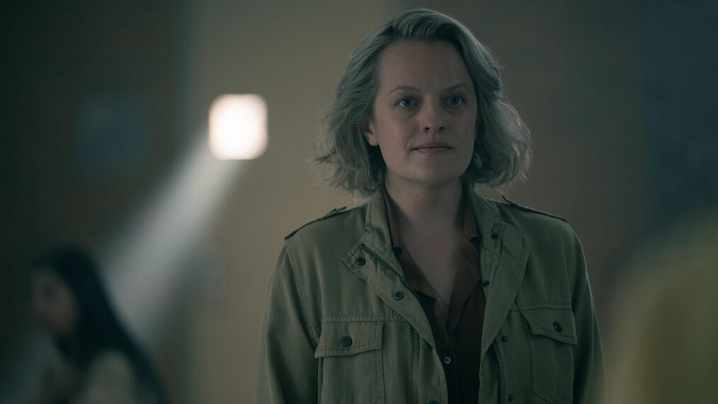 Handmaid's Tale - Motherland - Elizabeth Moss