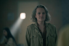 Handmaid's Tale - Motherland - Elizabeth Moss