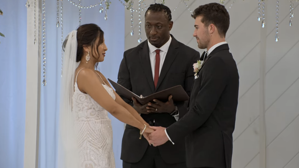 'Love Is Blind': Zanab & Cole Talk Bachelor Party Betrayal, Wedding Shocker