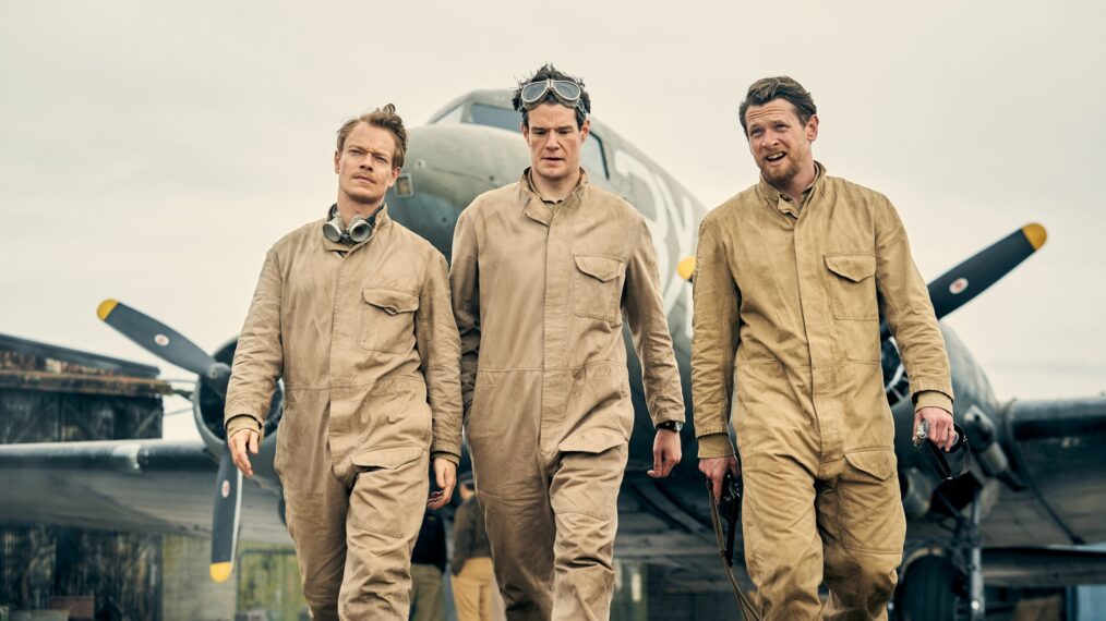 Alfie Allen, Connor Swindells und Jack O’Connell in „Rogue Heroes“