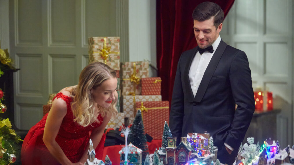 Rachel Skarsten and Dan Jeannotte in 'The Royal Nanny'