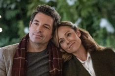 Brennan Elliott and Nikki DeLoach in 'The Gift of Peace'