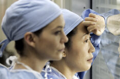 Grey's Anatomy - Season 2 - Meredith and Cristina - Ellen Pompeo and Sandra Oh