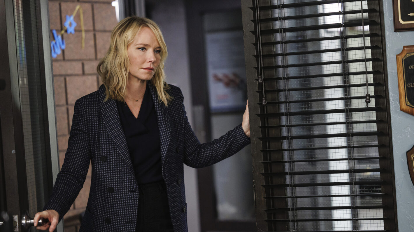 Kelli Giddish Discusses Her ‘SVU’ Exit ‘It’s Time in the Rollins