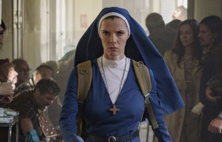 Betty Gilpin in 'Mrs. Davis'