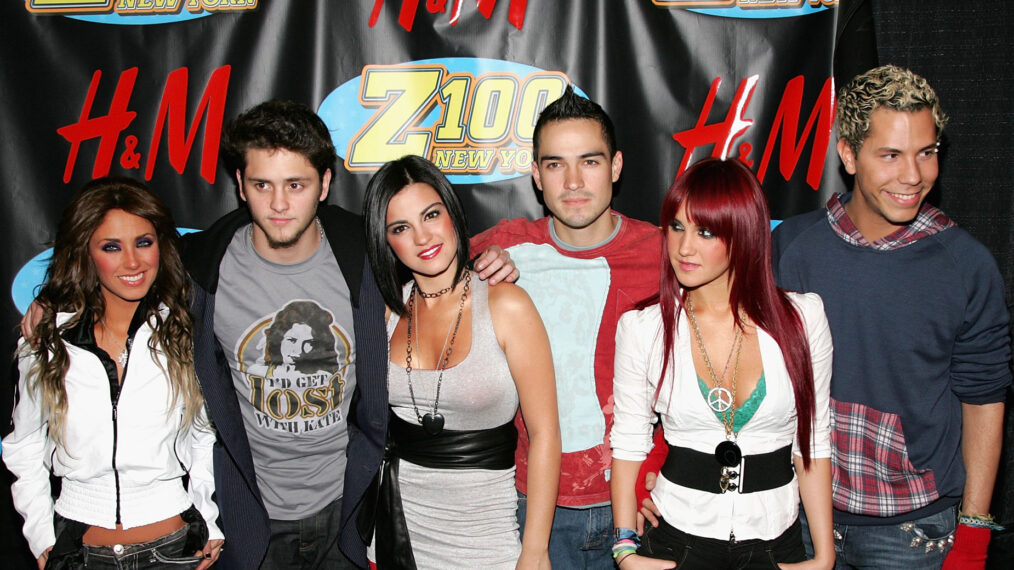 Anahi Puente, Christopher Uckermann, Maite Perroni, Alfonso Herrera, Dulce Maria and Christian Chavez of RBD