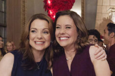 Kimberly Williams-Paisley and Ashley Williams in 'Sister Swap: Christmas in the City'