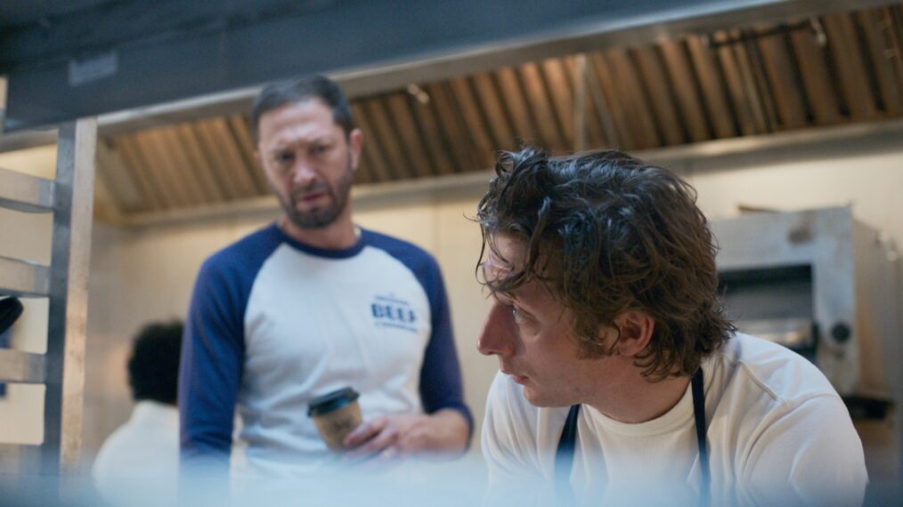 Ebon Moss-Bachrach y Jeremy Allen White en 'El oso'