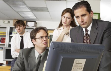 John Krasinski, Rainn Wilson, Jenna Fischer, and Steve Carell in 'The Office'