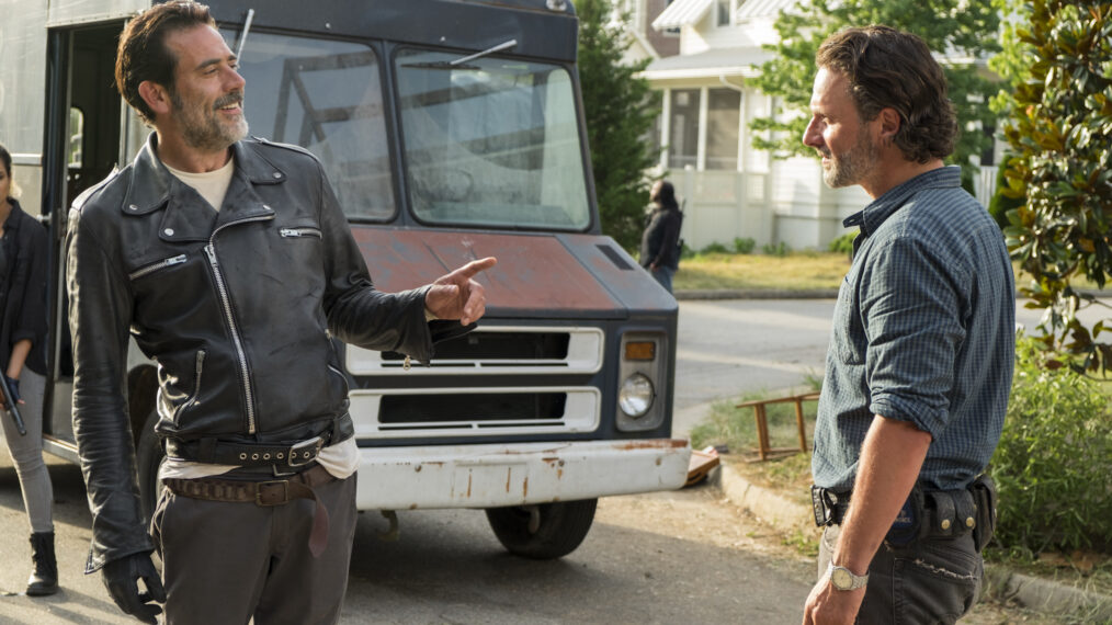Jeffrey Dean Morgan as Negan and Andrew Lincoln as Rick - The Walking Dead - Season 7
