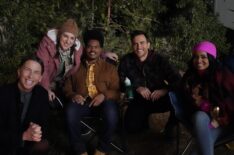 Cheyenne Jackson, Mayim Bialik, guest star Jack McBrayer, Kyla Pratt, and Julian Gant in 'Call Me Kat'