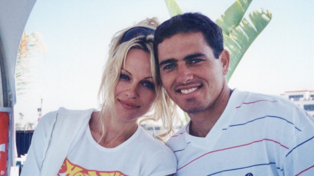 Pamela Anderson & Kelly Slater in 'Pamela, A Love Story'