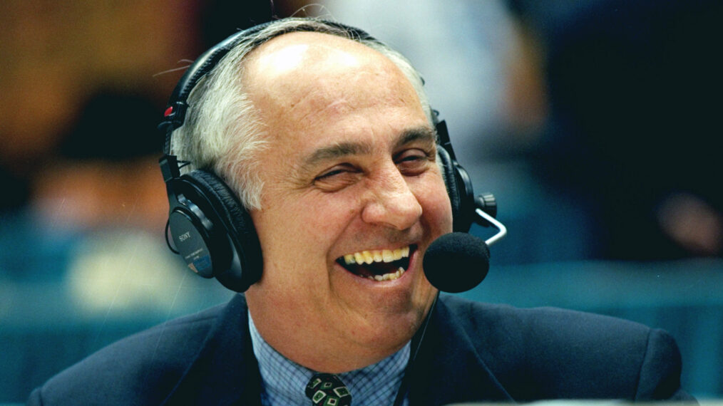 Billy Packer broadcasting NCAA