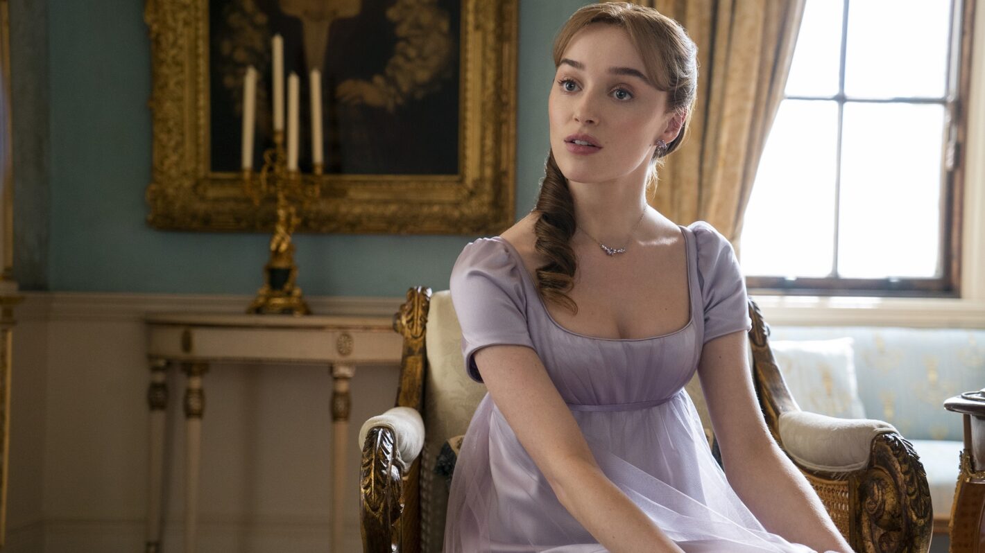 Phoebe Dynevor in 'Bridgerton'