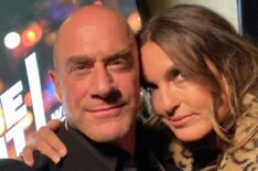 Christopher Meloni and Mariska Hargitay behind the scenes of 'Late Night with Seth Meyers'