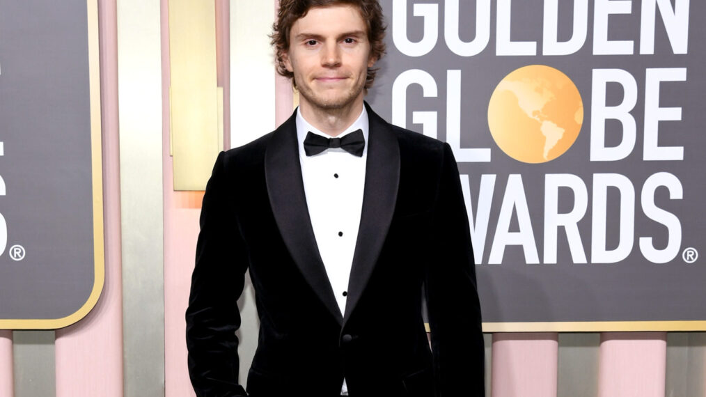 Evan Peters at 2023 Golden Globes