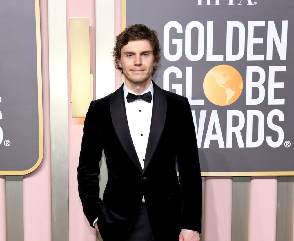 Evan Peters at 2023 Golden Globes