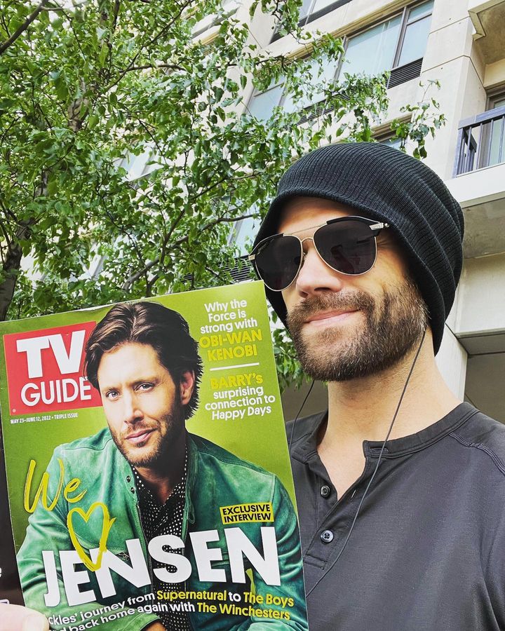 Jared Padalecki reading TV Guide