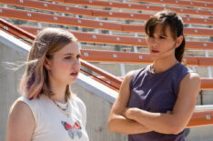 Jennifer Garner and Angourie Rice in The Last Thing He Told Me