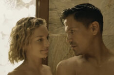 Magnum P.I. - Juliet Higgins and Thomas Magnum - Perdita Weeks and Jay Hernandez in the shower