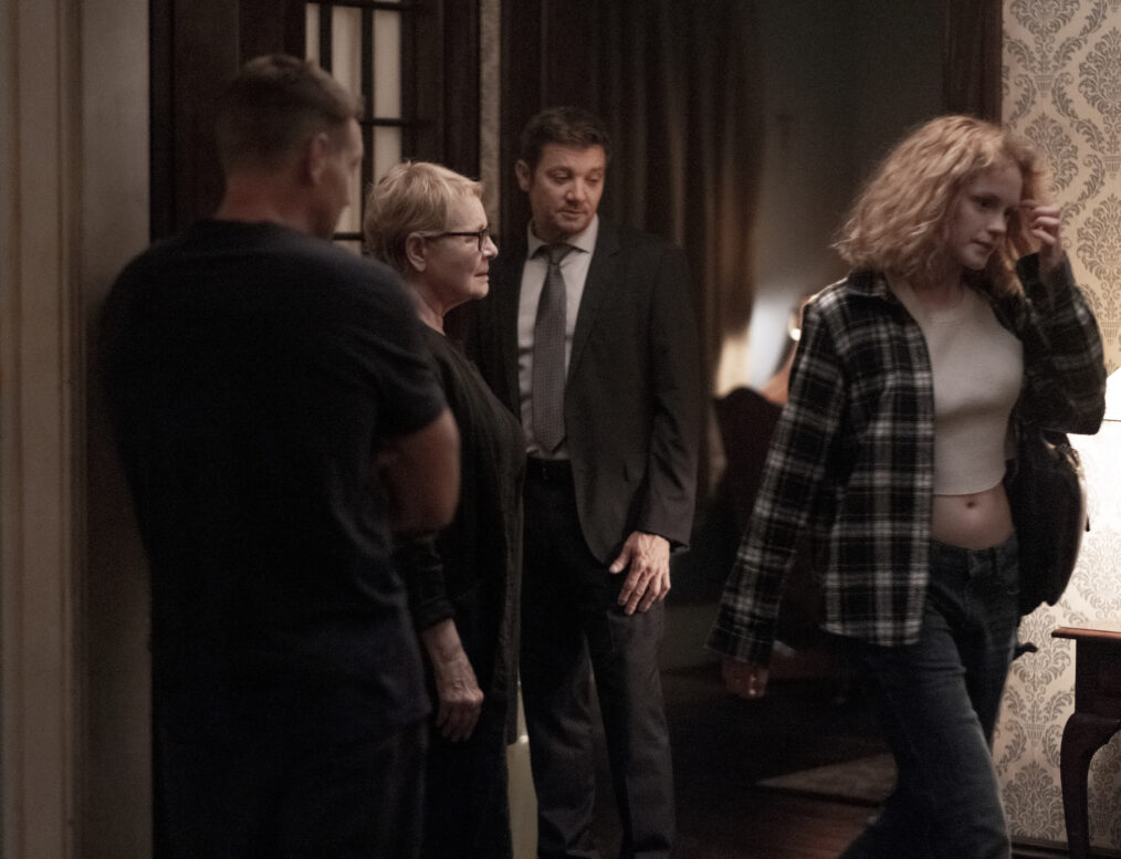 'Mayor of Kingstown' Taylor Handley Says Kyle's Looking for Redemption