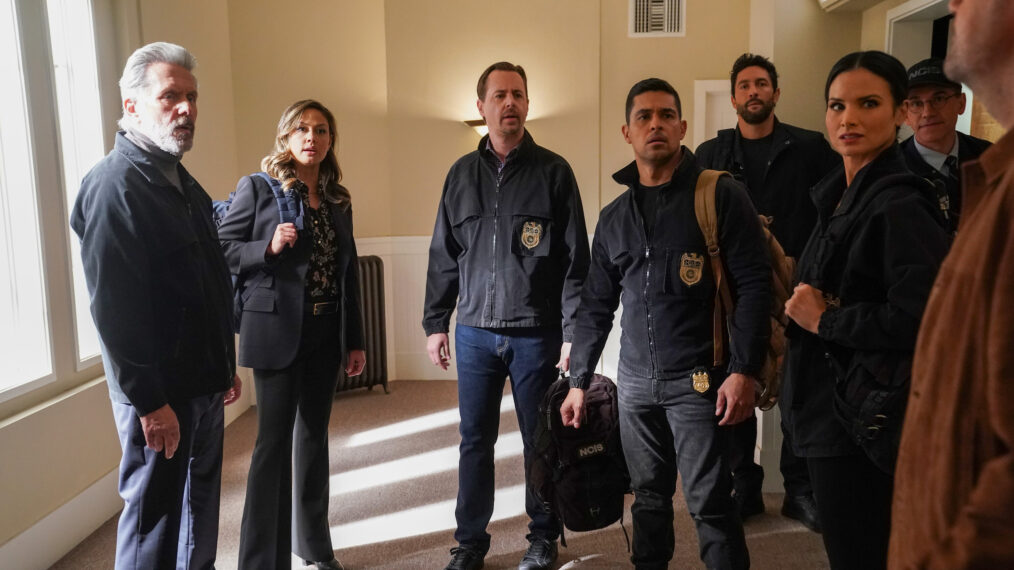 Gary Cole, Vanessa Lachey, Sean Murray, Wilmer Valderrama, Noah Mills, Katrina Law, and Brian Dietzen in 'NCIS'-'Hawai'i'-'LA' Crossover