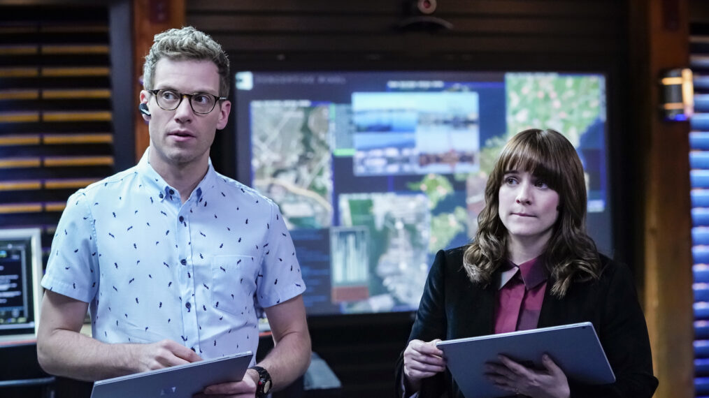 Barrett Foa and Renee Felice Smith in 'NCIS: Los Angeles'