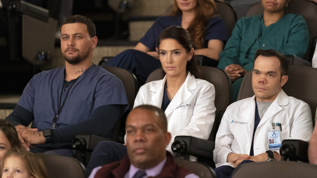 Alejandro Hernandez as Casey Acosta, Janet Montgomery as Dr. Lauren Bloom, Matthew Jeffers as Resident Mark Walsh in 'New Amsterdam' - Season 5