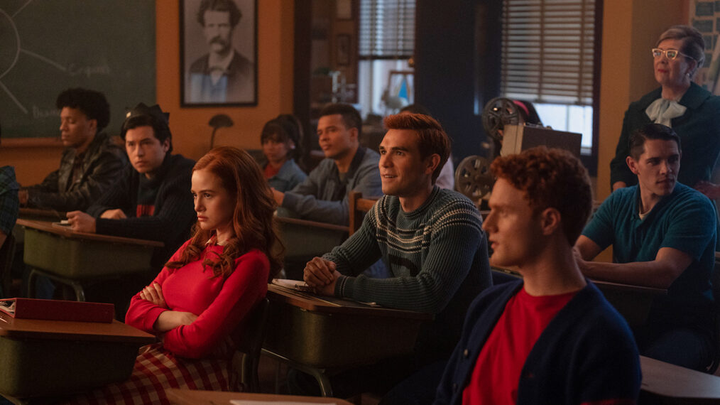 Cole Sprouse, Madelaine Petsch, KJ Apa, Casey Cott, and Nicholas Barasch in 'Riverdale'