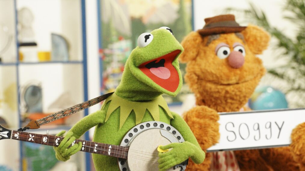 Kermit the Frog and Fozzie Bear in 'Schoolhouse Rock! 50th Anniverary Singalong'