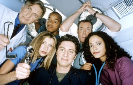 Ken Jenkins, Donald Faison, Sarah Chalke, Zach Braff, John C. McGinley, and Judy Reyes from 'Scrubs'