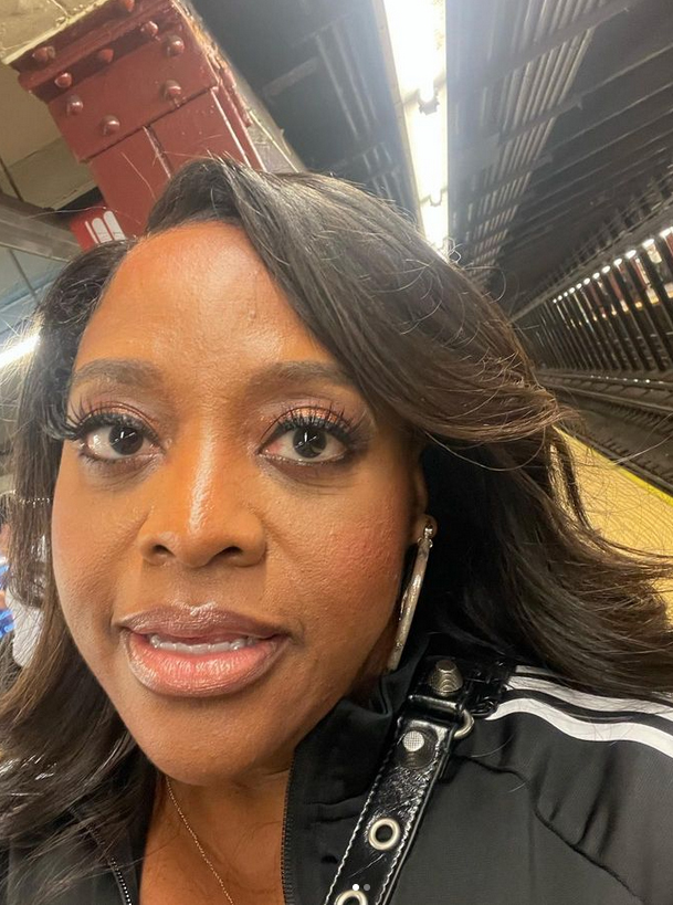 Sherri Shepherd takes train