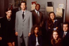 Lara Flynn Boyle, Dylan McDermott, Steve Harris, Camryn Manheim, Michael Badalucco, Kelli Williams, LisaGay Hamilton in 'The Practice'