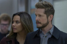 Jessica Lucas and Matt Czuchry in 'The Resident'