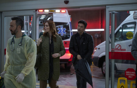 Kaley Ronayne and Ian Anthony Dale in 'The Resident'