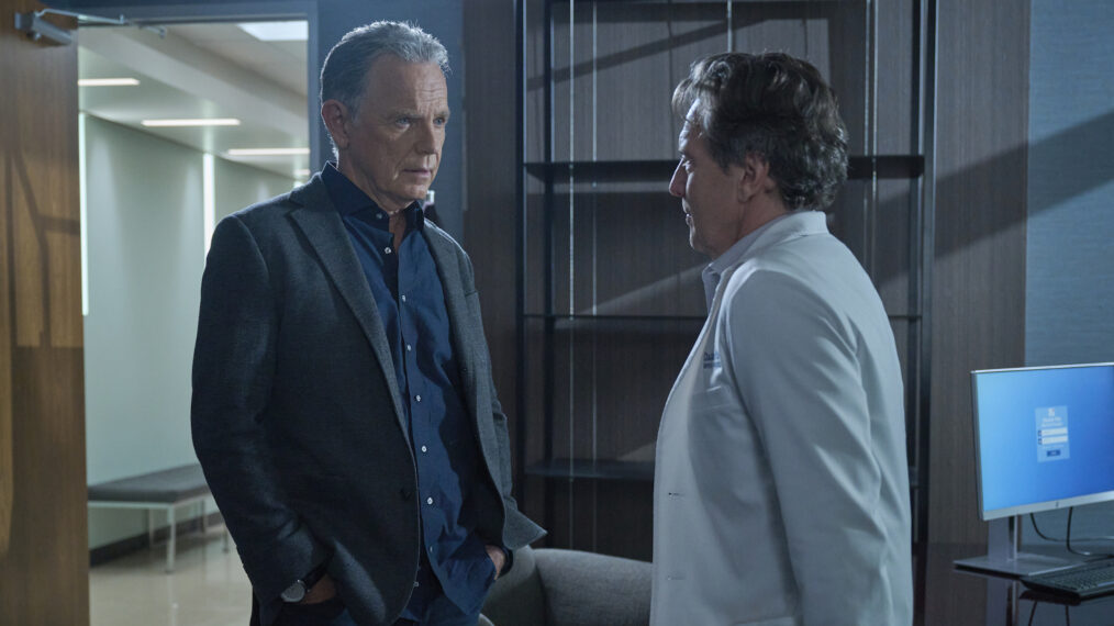 Bruce Greenwood and Andrew McCarthy in 'The Resident'