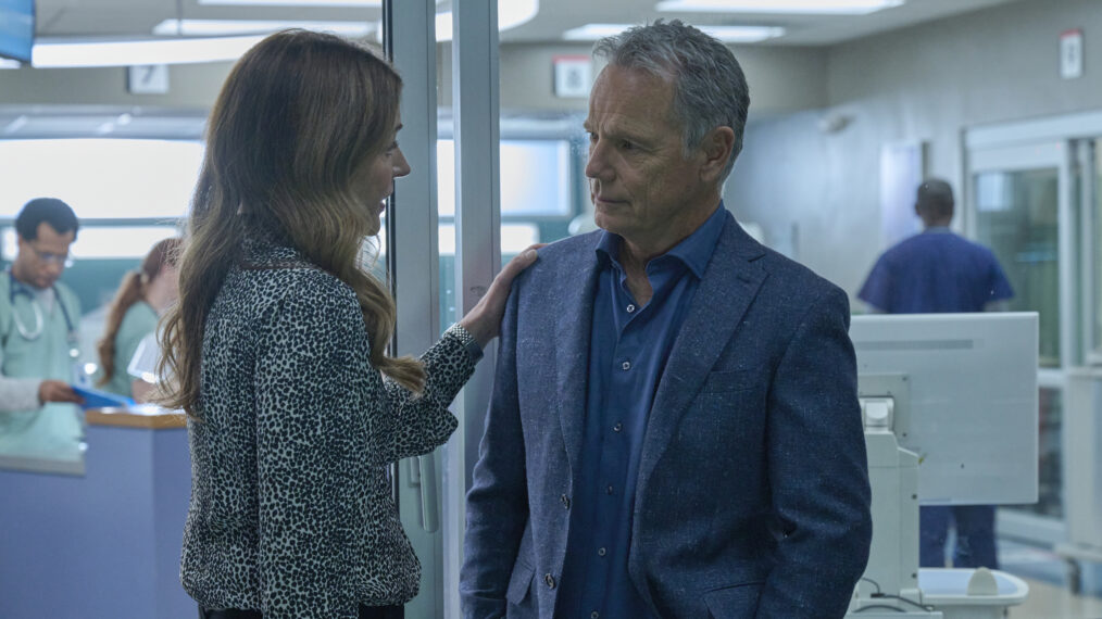 Jane Leeves and Bruce Greenwood in 'The Resident'