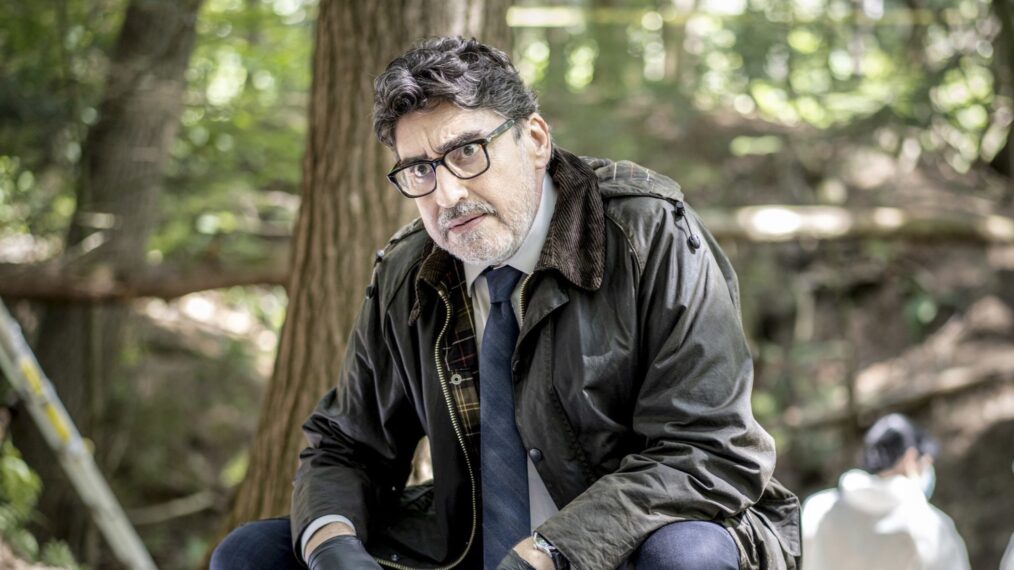 Alfred Molina in 'Three Pines'