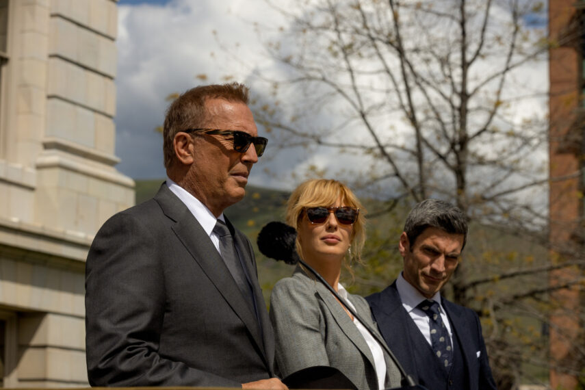 Kevin Costner, Kelly Reilly, and Wes Bentley in 'Yellowstone'