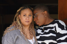 Tracie Thoms and Aisha Hinds in the 'Breaking Point' episode of '9-1-1'