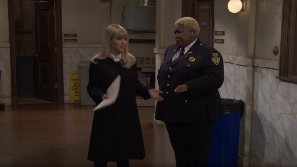 Melissa Rauch and Lacretta in 'Night Court'