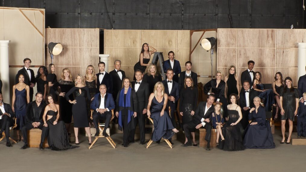 'General Hospital' 60th Anniversary Class Photo