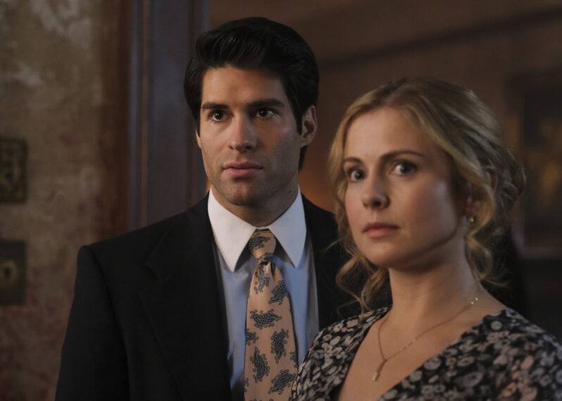 Asher Grodman and Rose McIver in 'Ghosts' Season 2