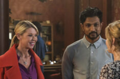 Tara Reid, Utkarsh Ambudkar, Rose McIver, and Asher Grodman in 'Ghosts' - Season 2 - 'Trevor's Body'