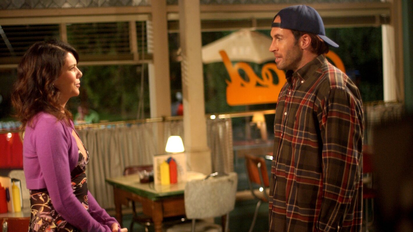Scott Patterson Talks 25th Anniversary of ‘Gilmore Girls’ & Luke-Lorelai Relationship