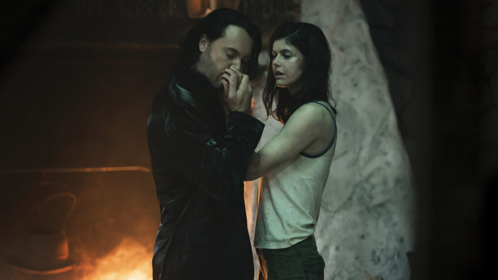 Jack Huston and Alexandra Daddario in 'Mayfair Witches'