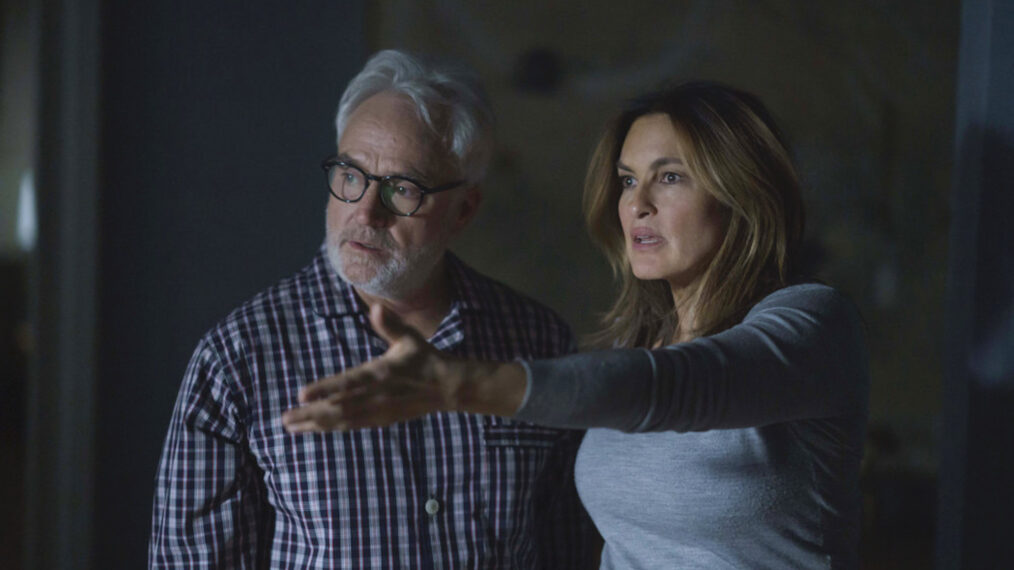 Bradley Whitford and Mariska Hargitay in 'Law & Order: SVU'