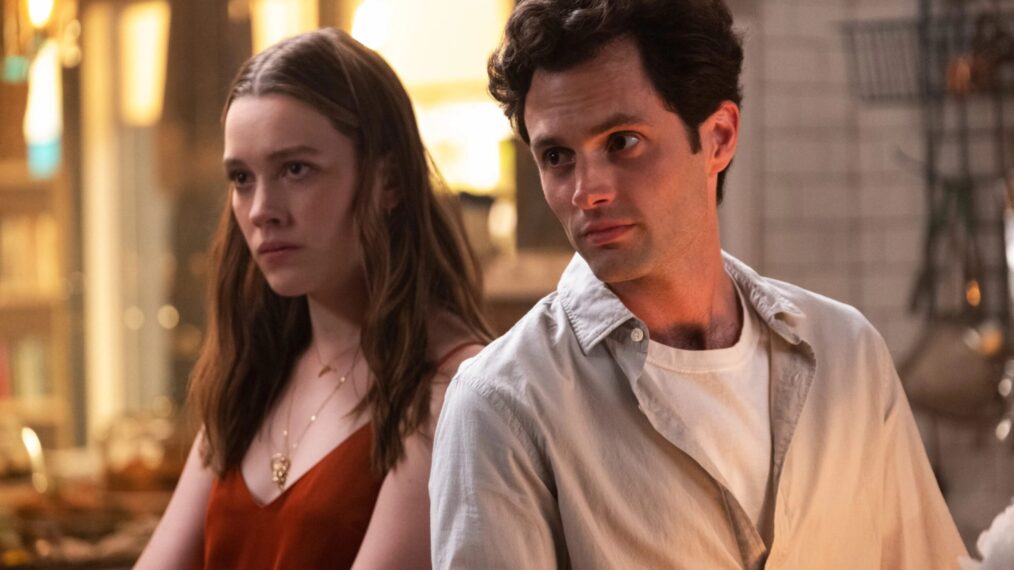 Love - Victoria Pedretti as Quinn and Penn Badgley as Joe